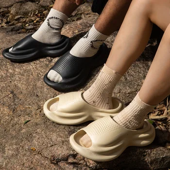Verão de Homens Wonem Chinelos de quarto ao ar livre Sandálias de Praia Coberta de Espessura Inferior antiderrapante Streetwear Flip-Flops Marca de Moda de Sapatos de homem